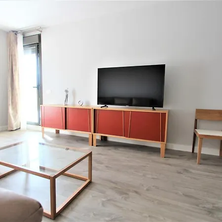 Alamos Playa, Piscina, Parking Y Padel * Торремолінос